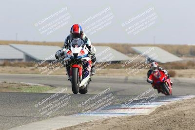 media/Nov-03-2025-Lets Ride (Mon) [[4d74c1c4d3]]/B Group/1220pm (Wheelie Bump)/